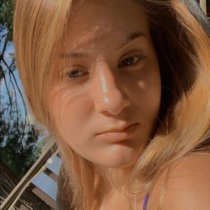 Meet your Posher, Marisa